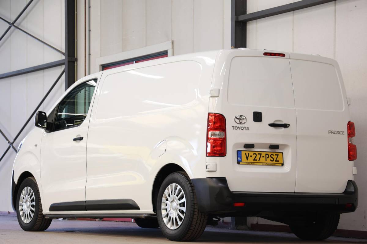 Toyota ProAce Toyota PROACE Worker 1.5 D-4D Live Airco Cruise Navi Apple CarPlay