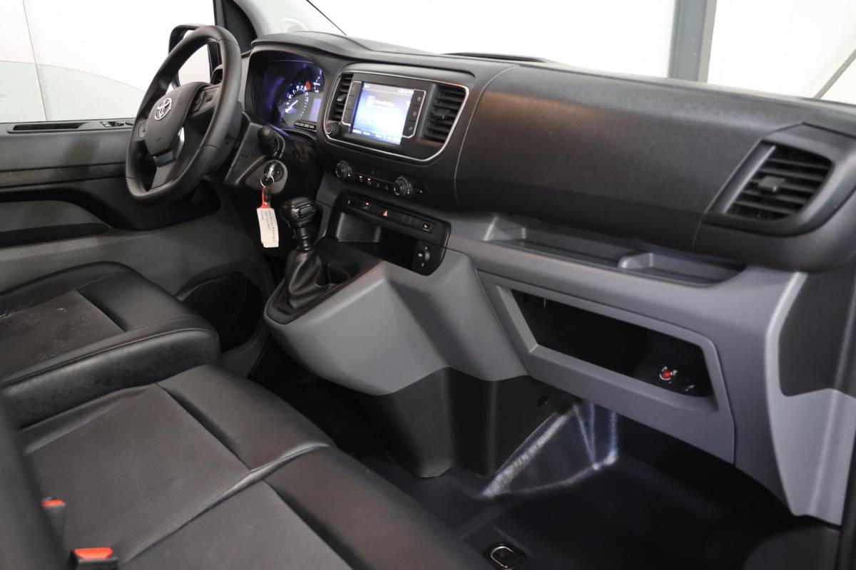Toyota ProAce Toyota PROACE Worker 1.5 D-4D Live Airco Cruise Navi Apple CarPlay