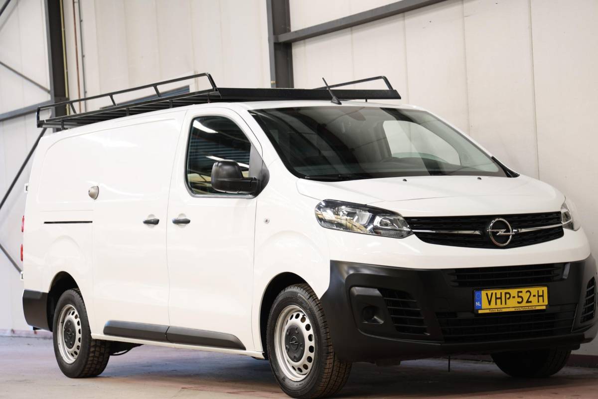 Opel Vivaro Opel Vivaro 2.0 CDTI L3H1 LANG IMPERIAAL 2500 KG TREKHAAK