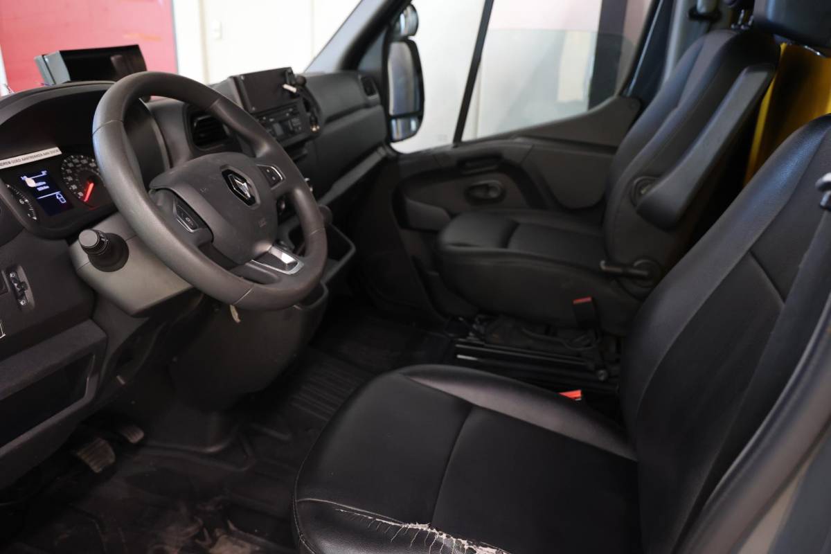 Renault Master Renault Master 2.3 dCi 150 BAKWAGEN LOWLINER AUTOMAAT