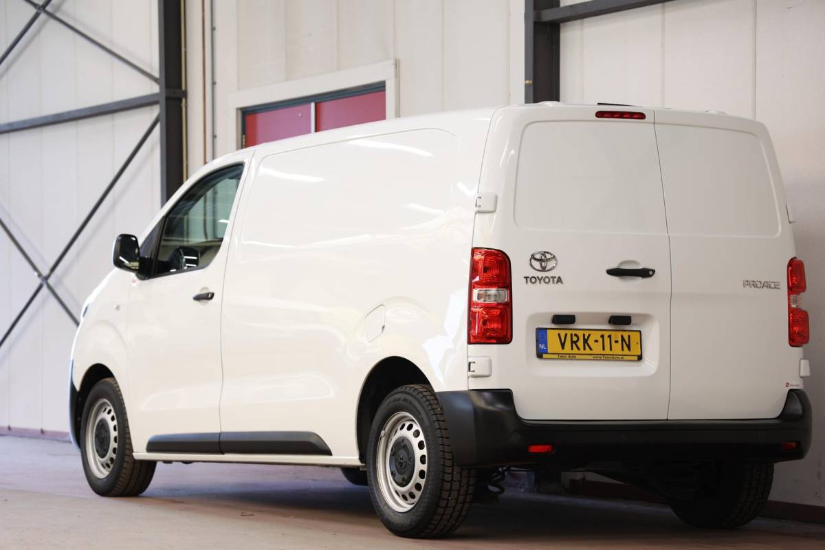 Toyota ProAce Toyota PROACE Worker 2.0 D-4D 2500KG TREKVERMOGEN