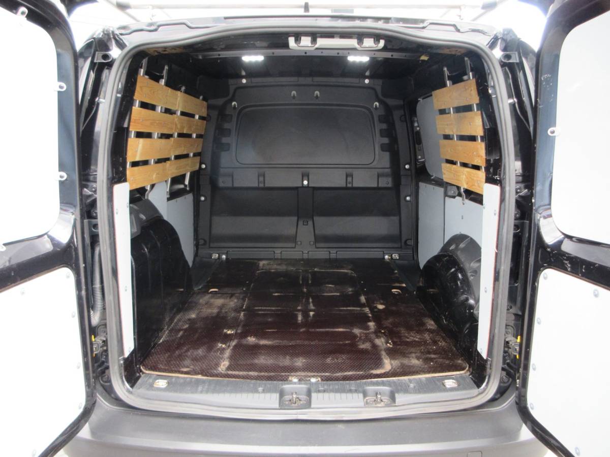 Volkswagen Caddy Volkswagen Caddy Cargo 2.0tdi, Met Airco, Navigatie, Apple Carplay, Trekhaak, Imperiaal.