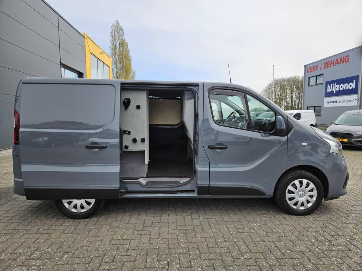 Renault Trafic Renault Trafic 2.0 dCi L1H1 Airco 2x Schuifd Automaat 150pk
