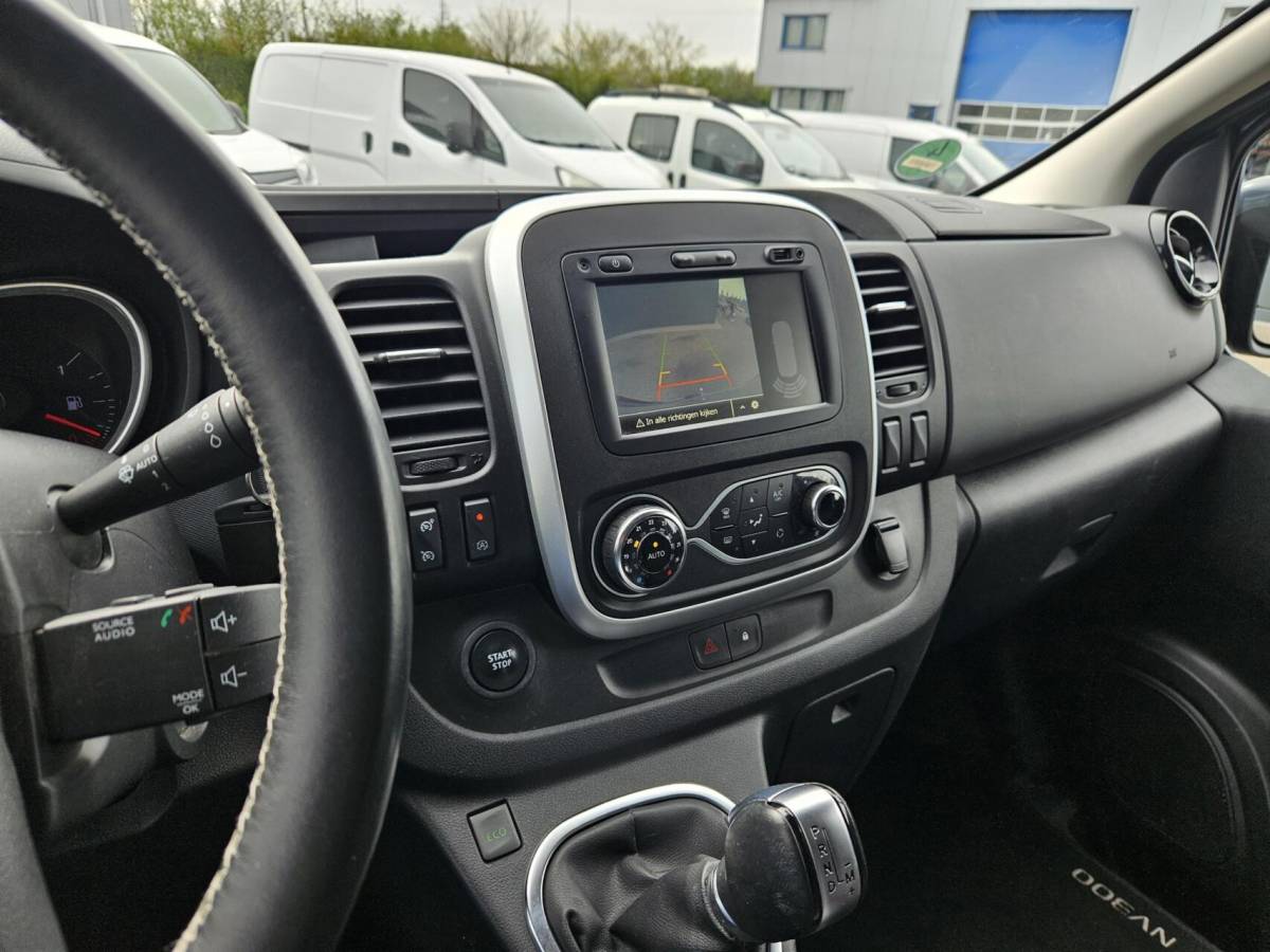 Renault Trafic Renault Trafic 2.0 dCi L1H1 Airco 2x Schuifd Automaat 150pk