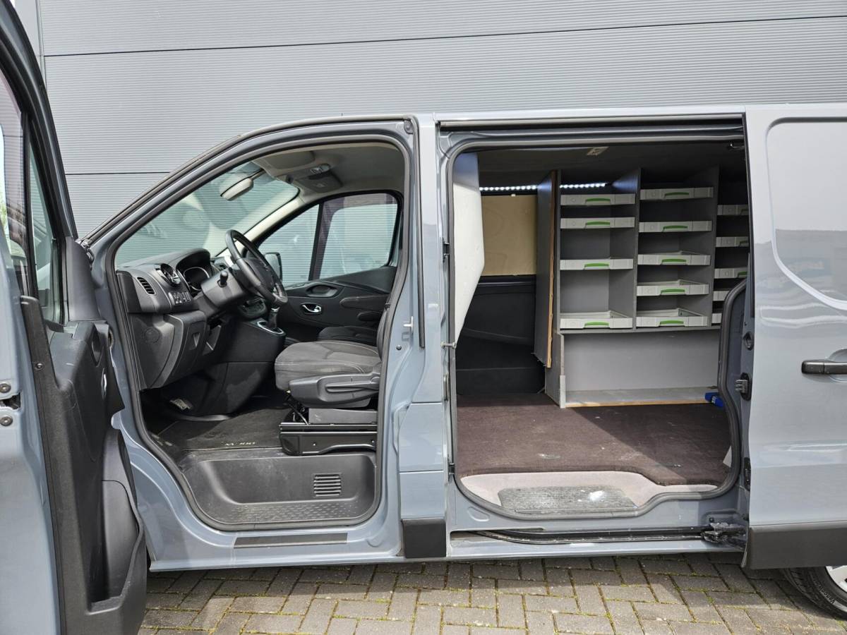Renault Trafic Renault Trafic 2.0 dCi L1H1 Airco 2x Schuifd Automaat 150pk