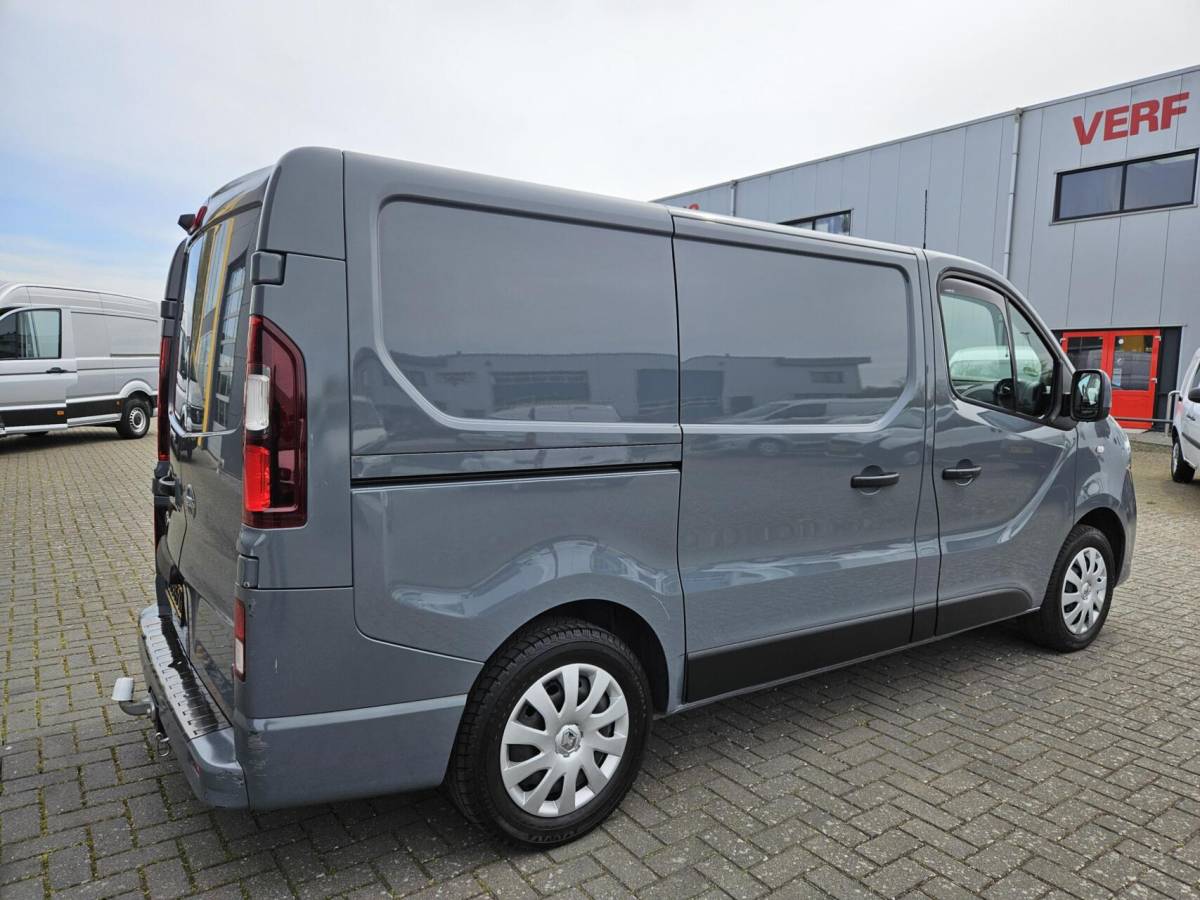 Renault Trafic Renault Trafic 2.0 dCi L1H1 Airco 2x Schuifd Automaat 150pk
