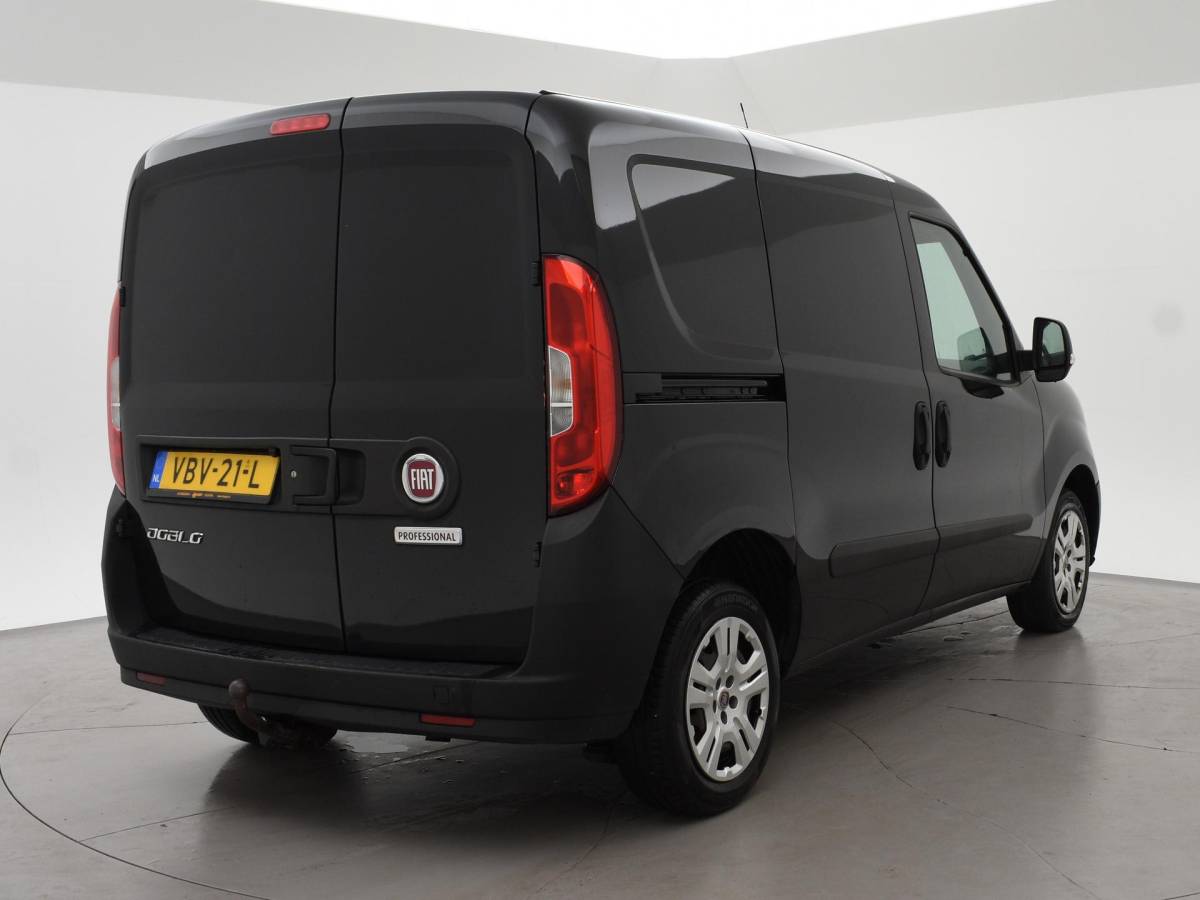 Fiat Doblò Fiat Doblò Cargo 1.6 MJ 105 PK L1H1 ECO JET 3-ZITS + CAMERA | NAVIGATIE | CRUISE | TREKHAAK