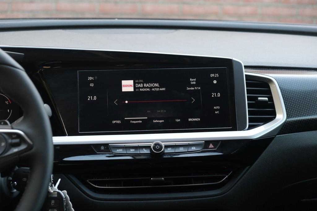 Opel Grandland Opel Grandland 1.2 Turbo 130pk EAT8 GS | Navi | App Connect | Adaptive Cruise | Camera | Alcantara | Winter Pakket