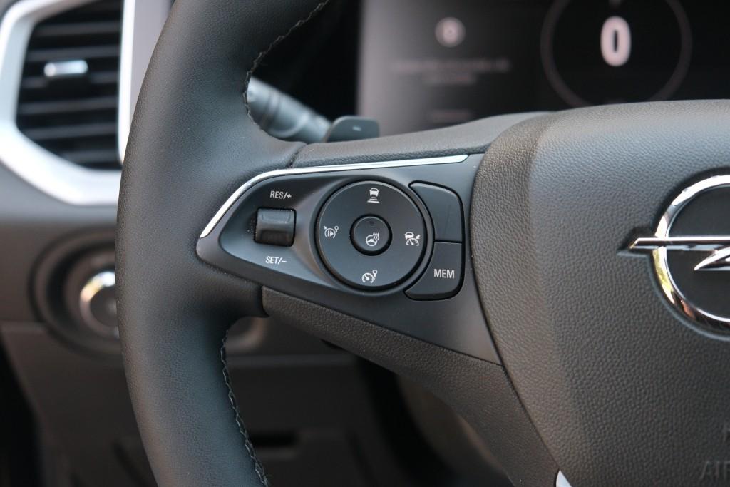 Opel Grandland Opel Grandland 1.2 Turbo 130pk EAT8 GS | Navi | App Connect | Adaptive Cruise | Camera | Alcantara | Winter Pakket