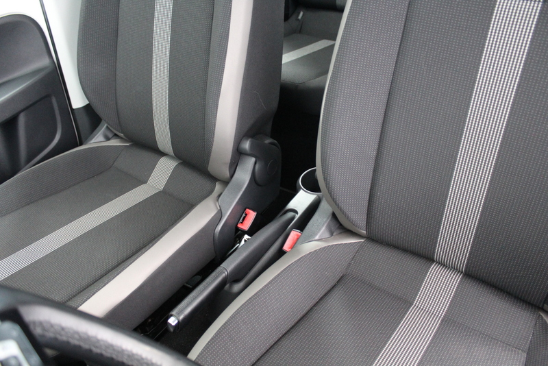 Volkswagen up! Volkswagen Up! 1.0 BMT high up! 60PK, AIRCO | CRUISE CONTROLE | ELEC-RAMEN/SPIEGELS | PARKEERSENSOREN | CAMERA