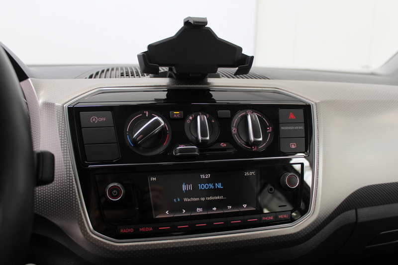 Volkswagen up! Volkswagen Up! 1.0 BMT high up! 60PK, AIRCO | CRUISE CONTROLE | ELEC-RAMEN/SPIEGELS | PARKEERSENSOREN | CAMERA