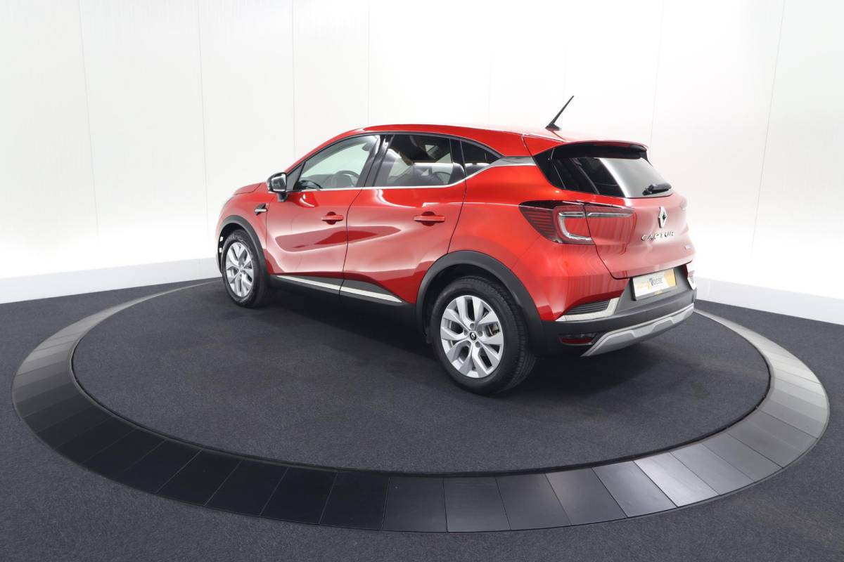 Renault Captur Renault Captur 1.6 E-Tech full hybrid 145 techno | Camera | Parkeersensoren | Climate control | Keyless