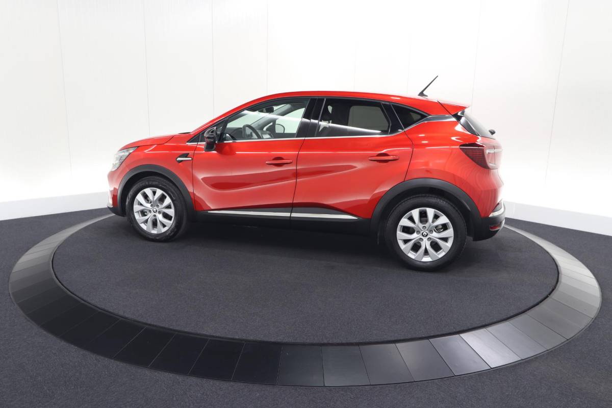 Renault Captur Renault Captur 1.6 E-Tech full hybrid 145 techno | Camera | Parkeersensoren | Climate control | Keyless