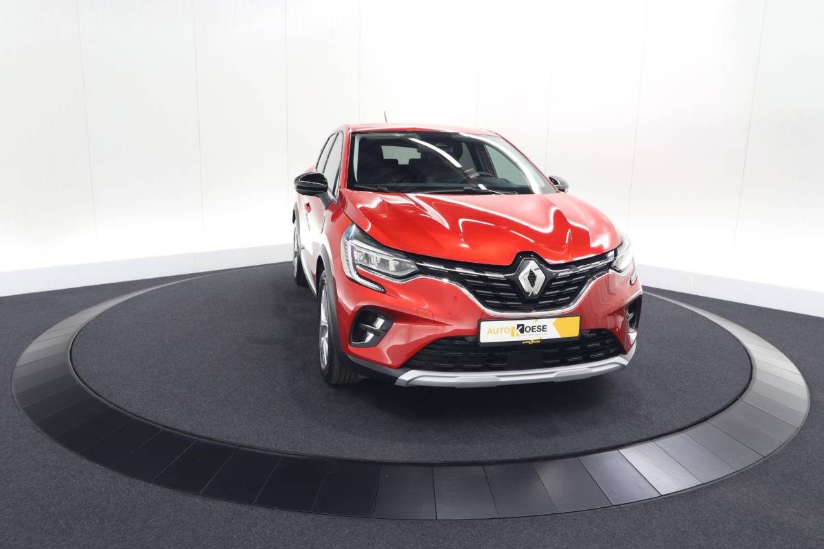 Renault Captur Renault Captur 1.6 E-Tech full hybrid 145 techno | Camera | Parkeersensoren | Climate control | Keyless