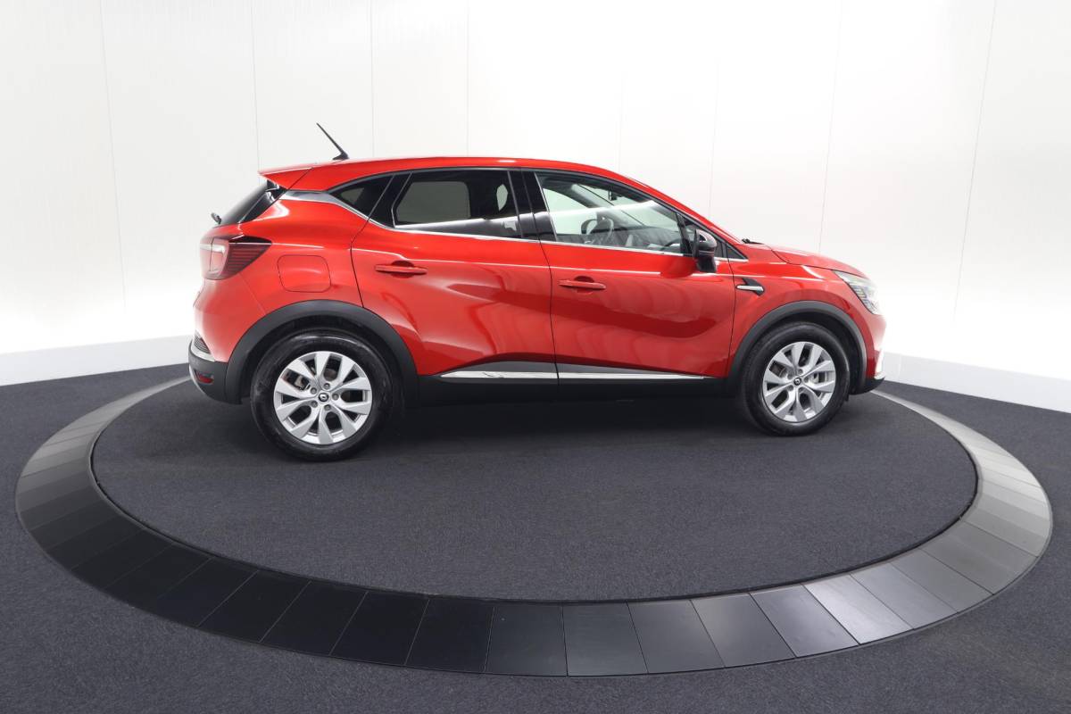 Renault Captur Renault Captur 1.6 E-Tech full hybrid 145 techno | Camera | Parkeersensoren | Climate control | Keyless
