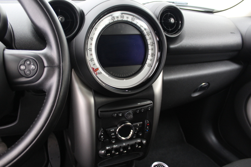 MINI Countryman MINI Countryman 1.6 Cooper Chili 123PK, RIJKLAAR | DEELS LEER | PARK.SENSOREN | CLIMATE CONTROLE | STOELVERWARMING