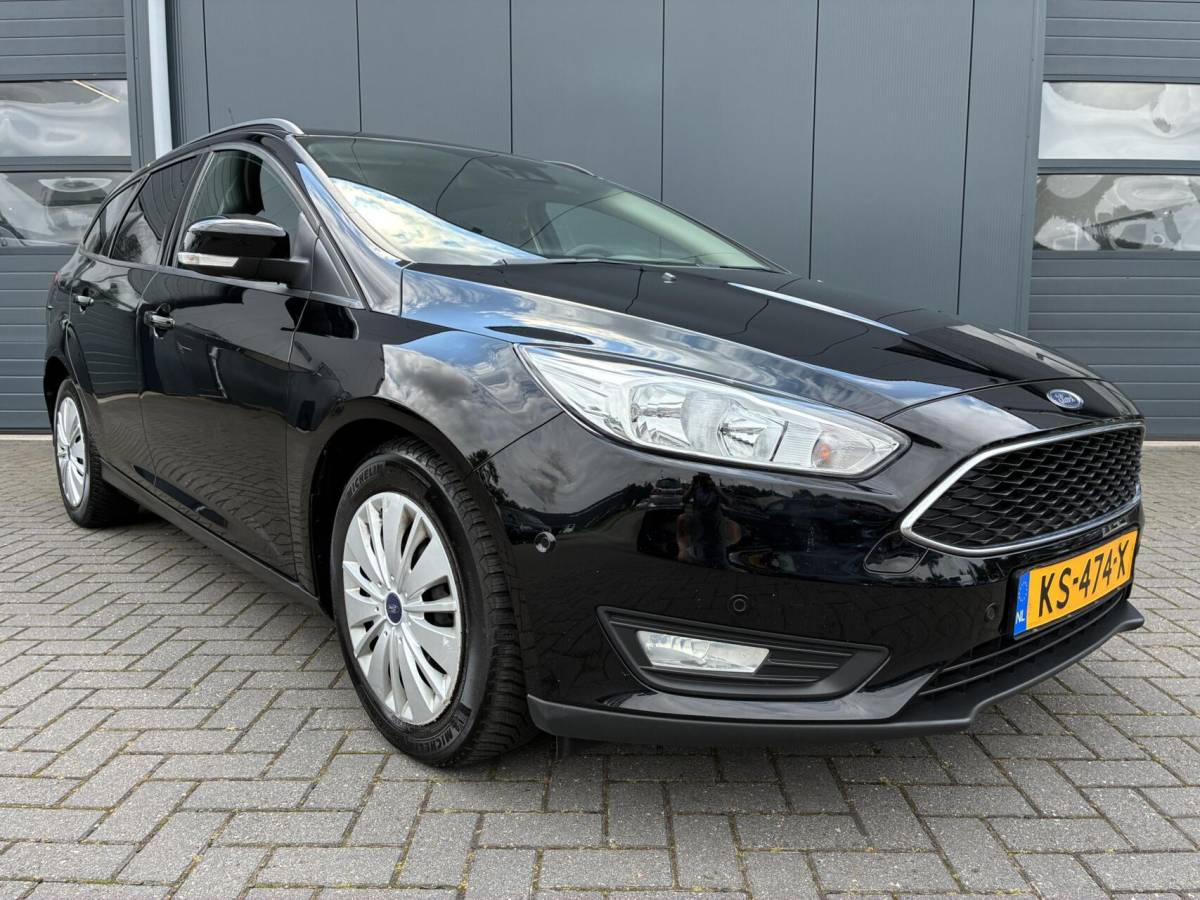 Ford Focus Ford Focus Wagon 1.0 125 PK EcoBoost Trend | AUTOMAAT | WINTER PAKKET