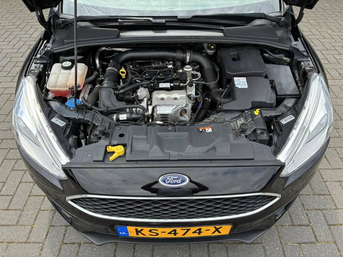 Ford Focus Ford Focus Wagon 1.0 125 PK EcoBoost Trend | AUTOMAAT | WINTER PAKKET