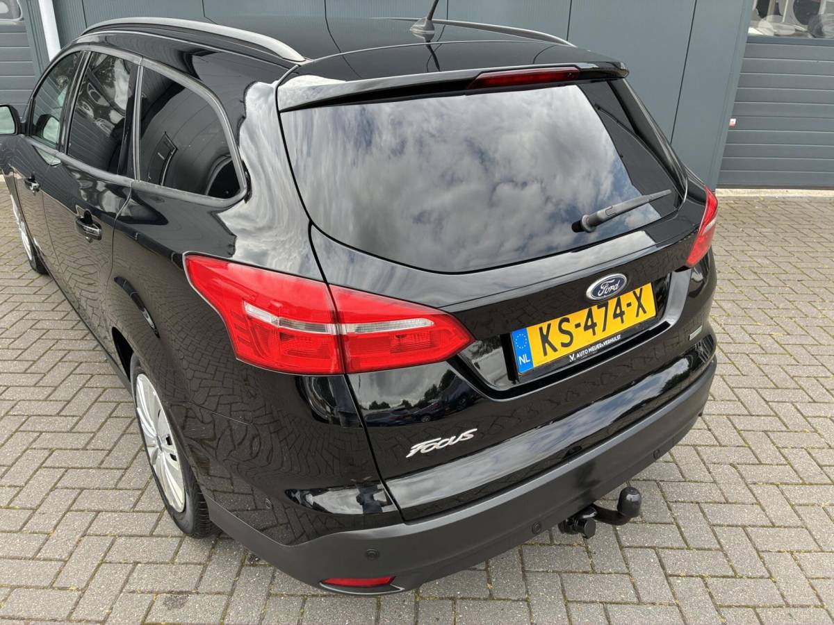 Ford Focus Ford Focus Wagon 1.0 125 PK EcoBoost Trend | AUTOMAAT | WINTER PAKKET