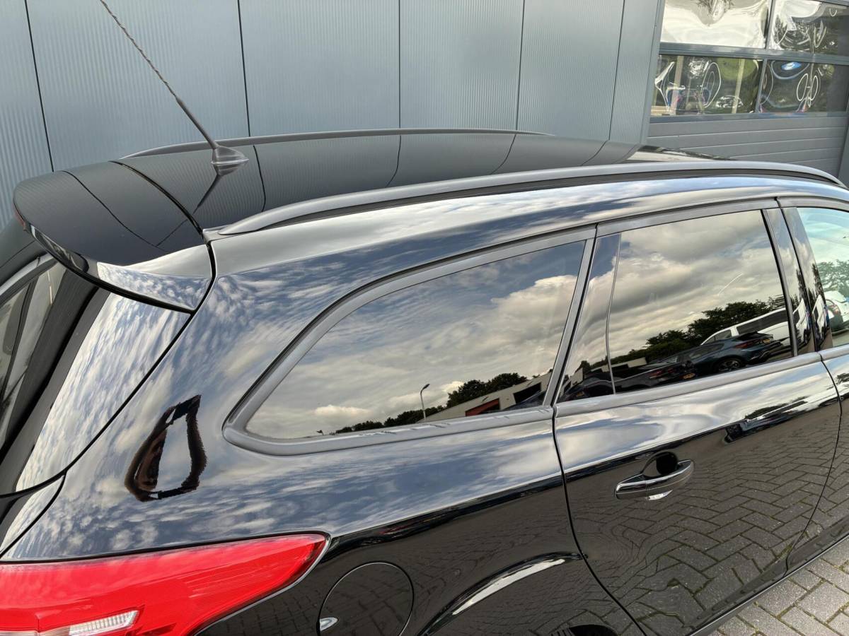 Ford Focus Ford Focus Wagon 1.0 125 PK EcoBoost Trend | AUTOMAAT | WINTER PAKKET