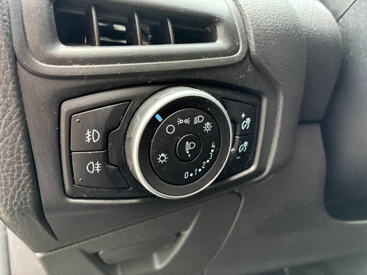 Ford Focus Ford Focus Wagon 1.0 125 PK EcoBoost Trend | AUTOMAAT | WINTER PAKKET