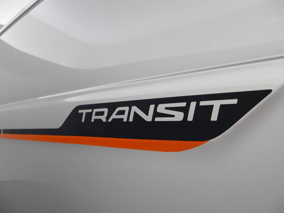 Ford Transit Custom Ford Transit Custom 310 2.0 TDCI 170 PK AUT. L2H1 SPORT + CAMERA | ADAPTIVE CRUISE | CARPLAY | TREKHAAK | STOELVERW.