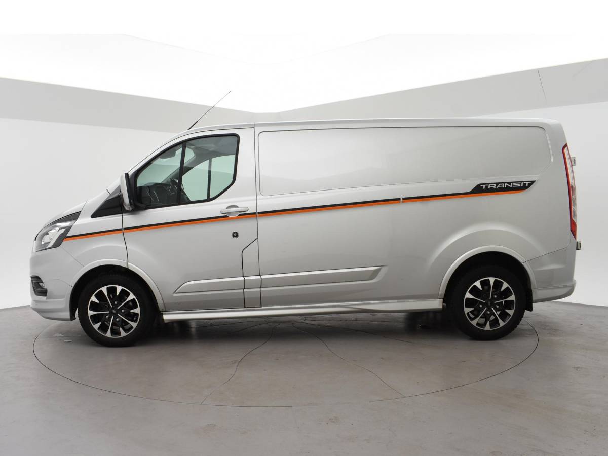 Ford Transit Custom Ford Transit Custom 310 2.0 TDCI 170 PK AUT. L2H1 SPORT + CAMERA | ADAPTIVE CRUISE | CARPLAY | TREKHAAK | STOELVERW.