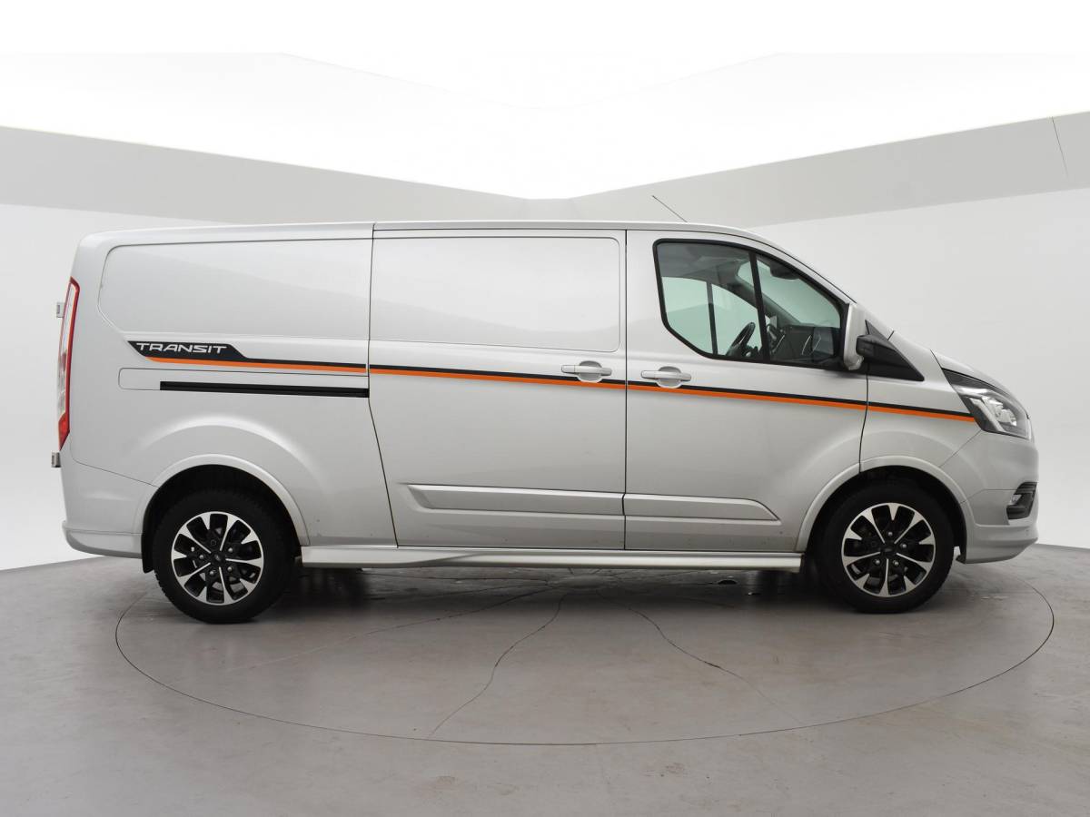 Ford Transit Custom Ford Transit Custom 310 2.0 TDCI 170 PK AUT. L2H1 SPORT + CAMERA | ADAPTIVE CRUISE | CARPLAY | TREKHAAK | STOELVERW.