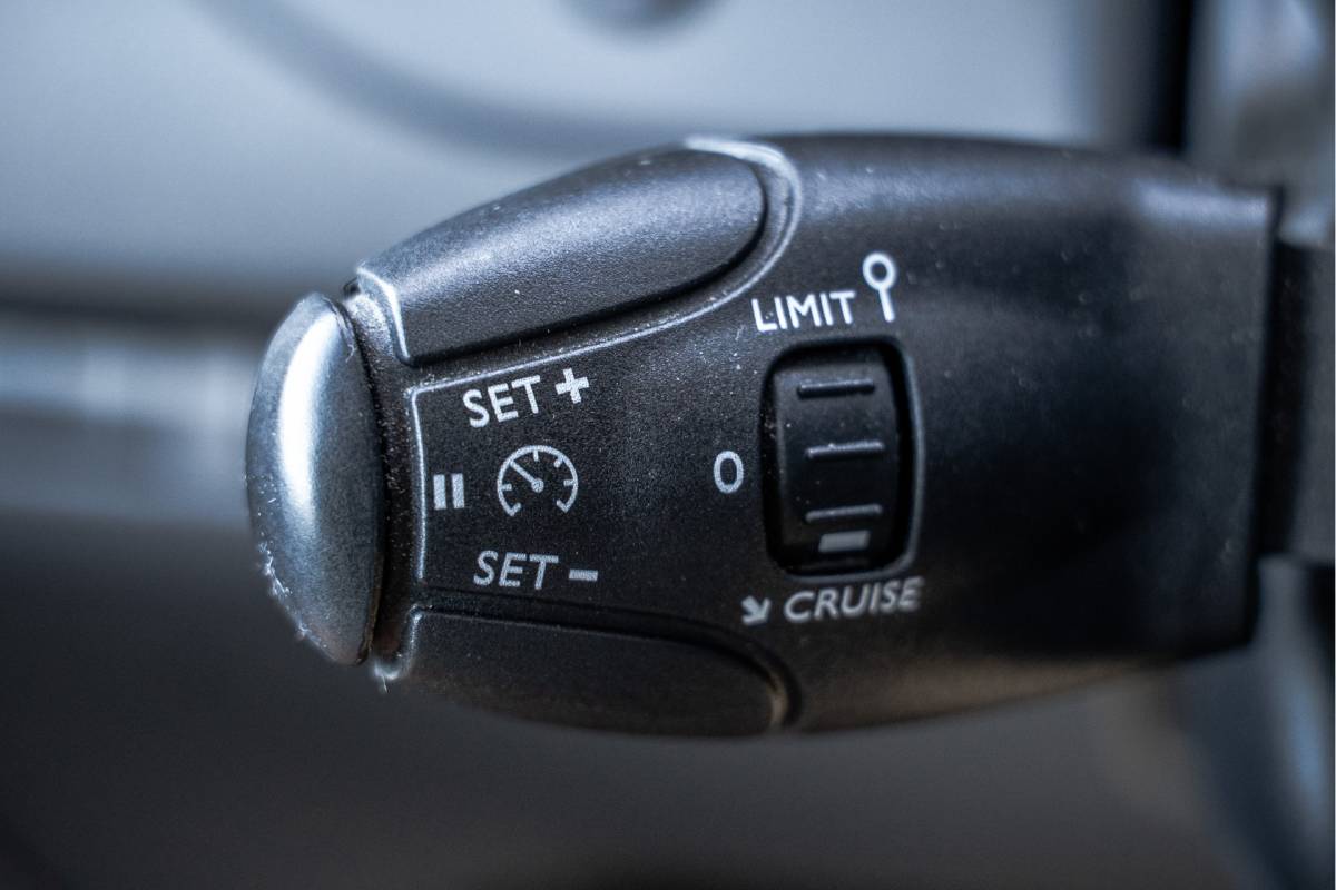 Opel Vivaro Opel Vivaro 1.5 L2H1 | 3-Zits | 1e Eigenaar | Cruise | PDC | Airco
