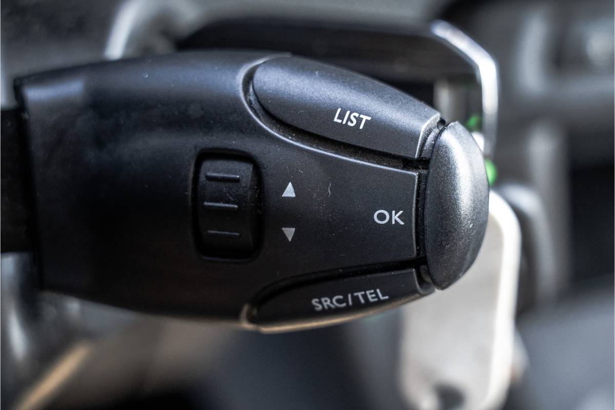 Opel Vivaro Opel Vivaro 1.5 L2H1 | 3-Zits | 1e Eigenaar | Cruise | PDC | Airco