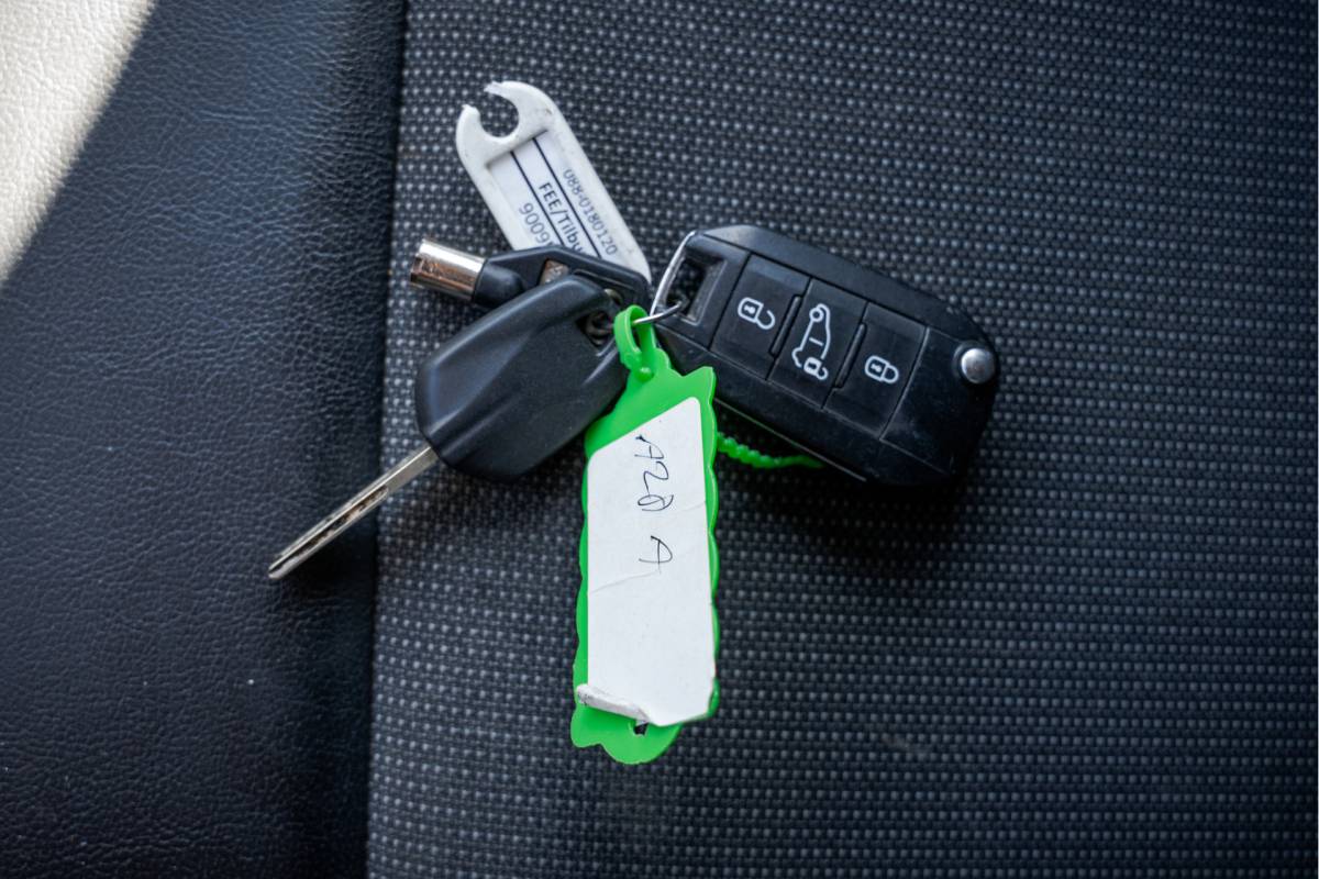 Opel Vivaro Opel Vivaro 1.5 L2H1 | 3-Zits | 1e Eigenaar | Cruise | PDC | Airco