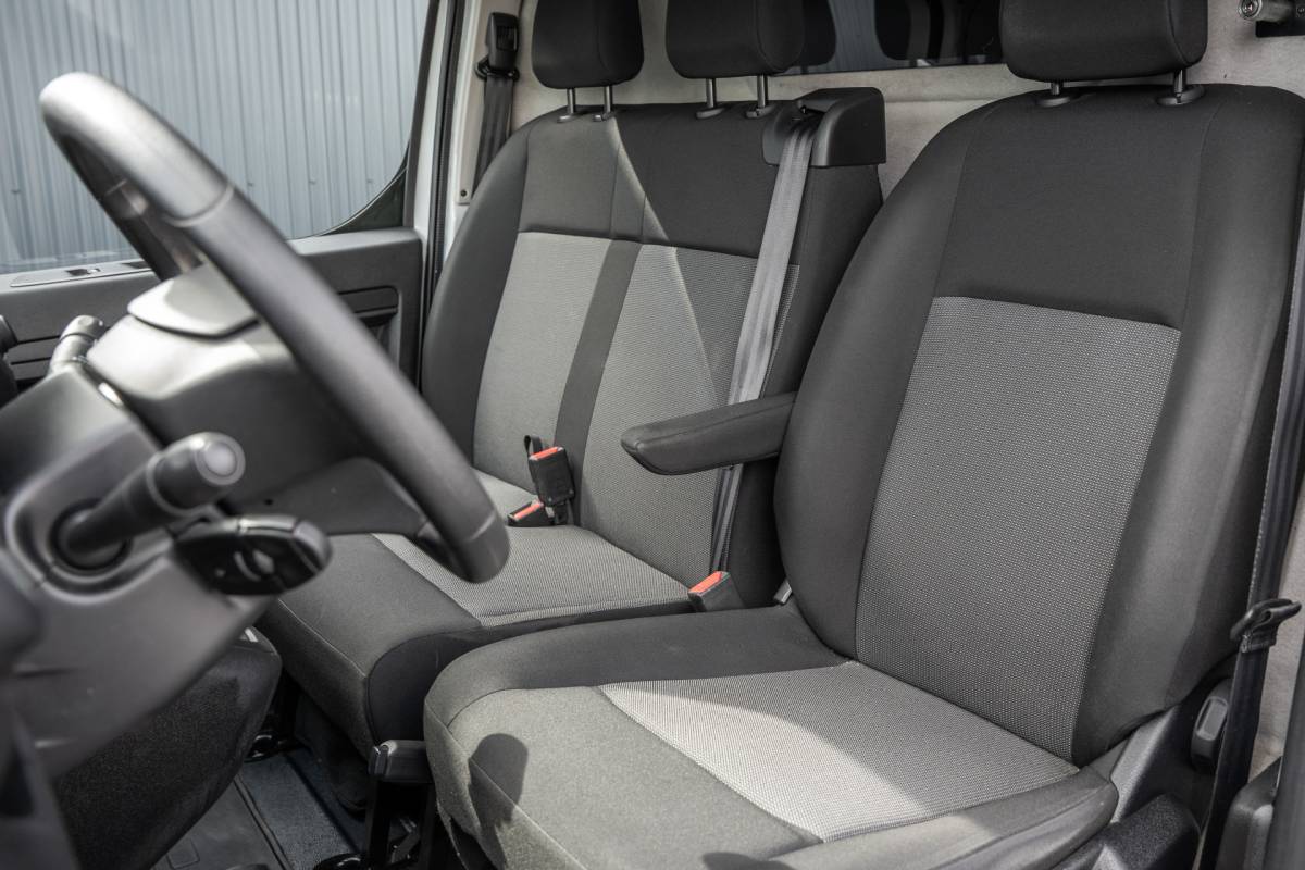 Opel Vivaro Opel Vivaro 1.5 | 3-Zits | 1e Eigenaar | Camera | Inrichting | Cruise | Airco | Trekhaak