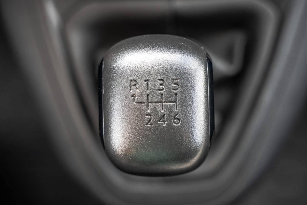 Opel Vivaro Opel Vivaro 1.5 | 3-Zits | 1e Eigenaar | Camera | Inrichting | Cruise | Airco | Trekhaak