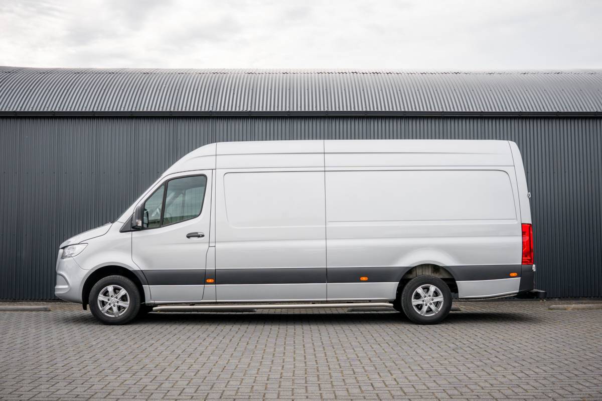 Mercedes-Benz Sprinter Mercedes-Benz Sprinter 315 CDI RWD L3H2 | ZGAN | Automaat | 1e Eigenaar | Camera | Carplay | Cruise | Mbux | Climatronic