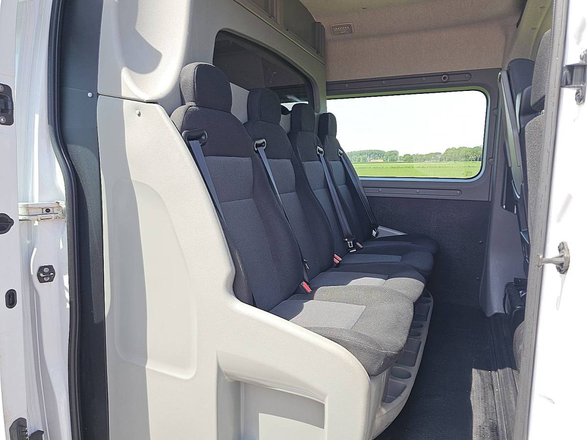 Renault Master RENAULT MASTER 2.3 l2h2 dubbele cabine!