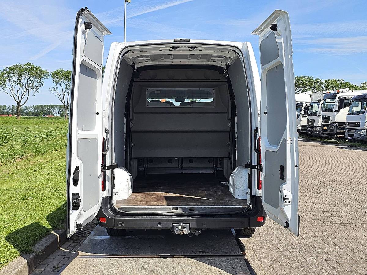 Renault Master RENAULT MASTER 2.3 l2h2 dubbele cabine!