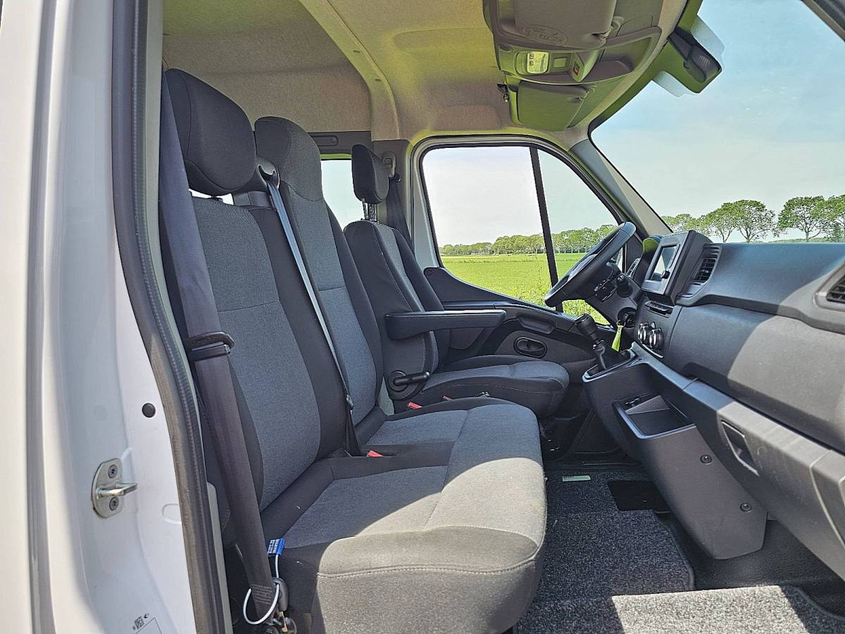 Renault Master RENAULT MASTER 2.3 l2h2 dubbele cabine!