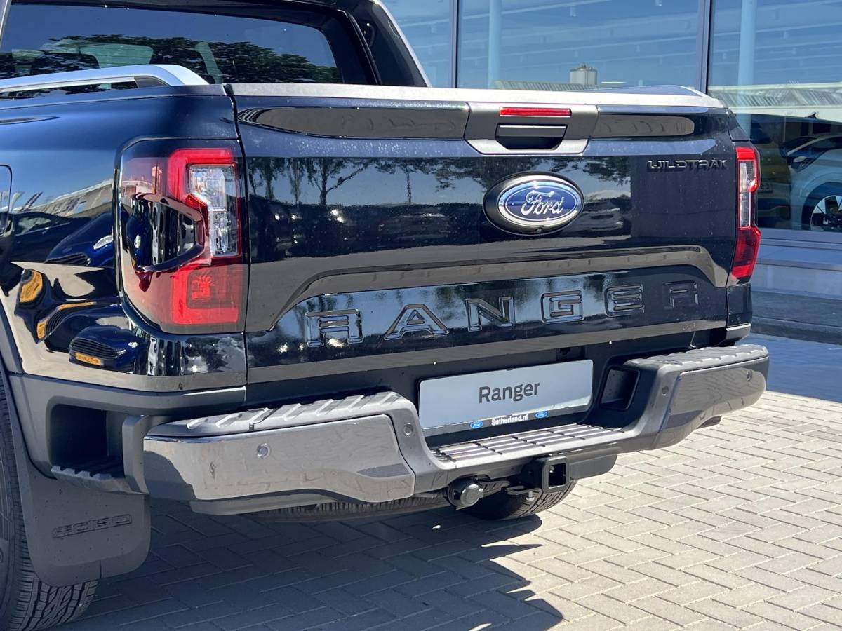 Ford Ranger Ford Ranger 2.3 PHEV Wildtrak Double Cab | 281pk |  5 persoons! | Technology Pack Plus Trailer | Cargo Area Pack | Power Rollertop | Prijs excl. BTW incl. BPM | laadkabel mode 3 16A