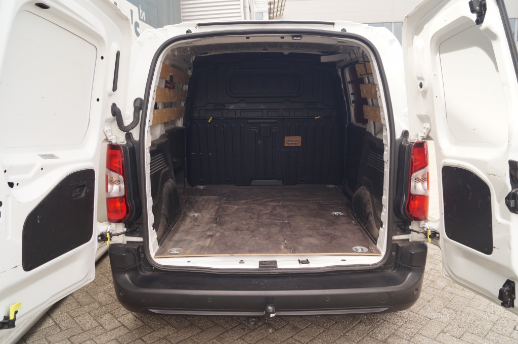 Toyota ProAce Toyota ProAce City 1.5 D-4D Professional -NAVI-3persoons-TREKHAAK-PDC-