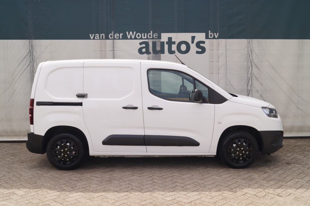 Toyota ProAce Toyota ProAce City 1.5 D-4D Professional -NAVI-3persoons-TREKHAAK-PDC-