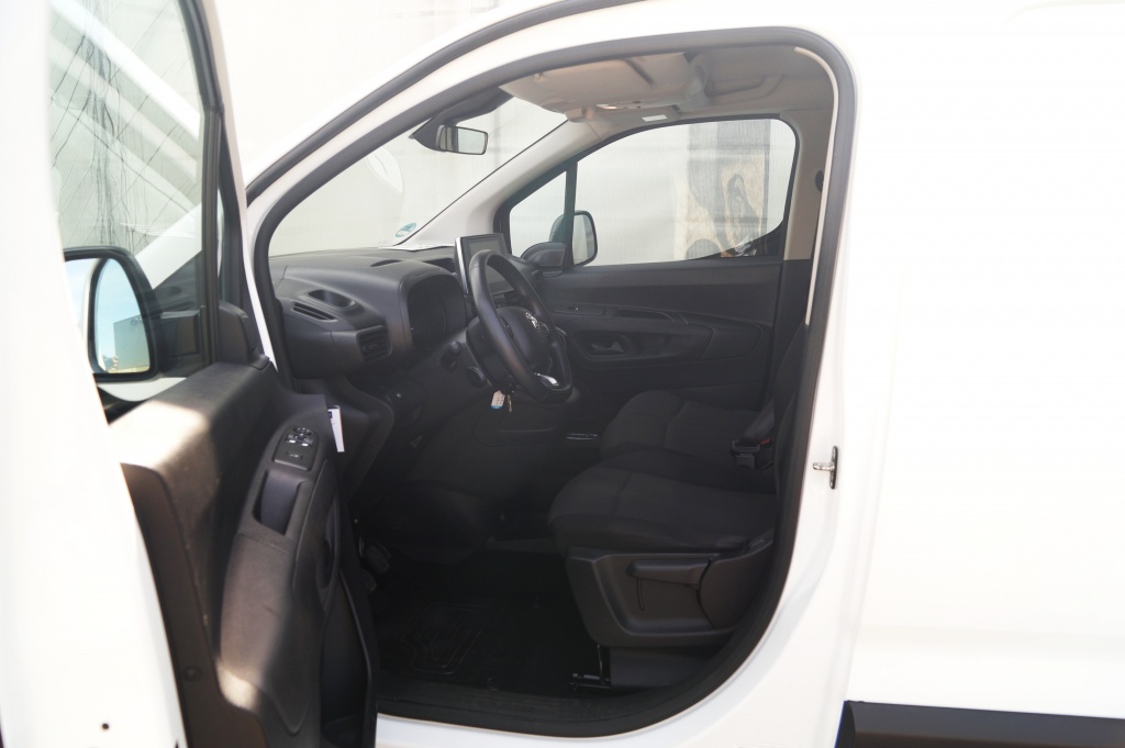 Toyota ProAce Toyota ProAce City 1.5 D-4D Professional -NAVI-3persoons-TREKHAAK-PDC-