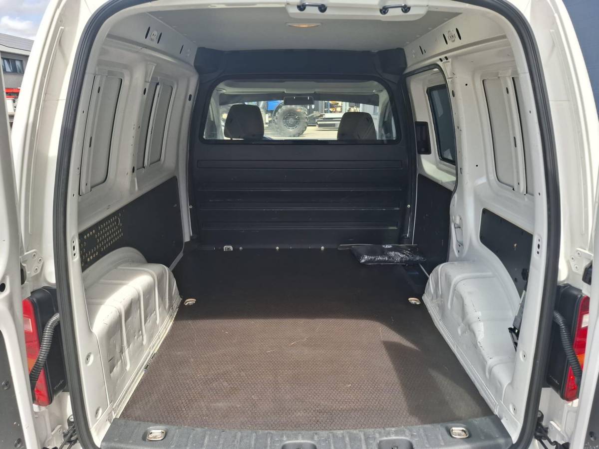 Volkswagen Caddy Volkswagen Caddy 2.0 TDI L1H1 BMT Trendline VERLAAGD / AIRCO / STOEL VERWARMING / EURO 6 / NAVI / MARGE AUTO !!