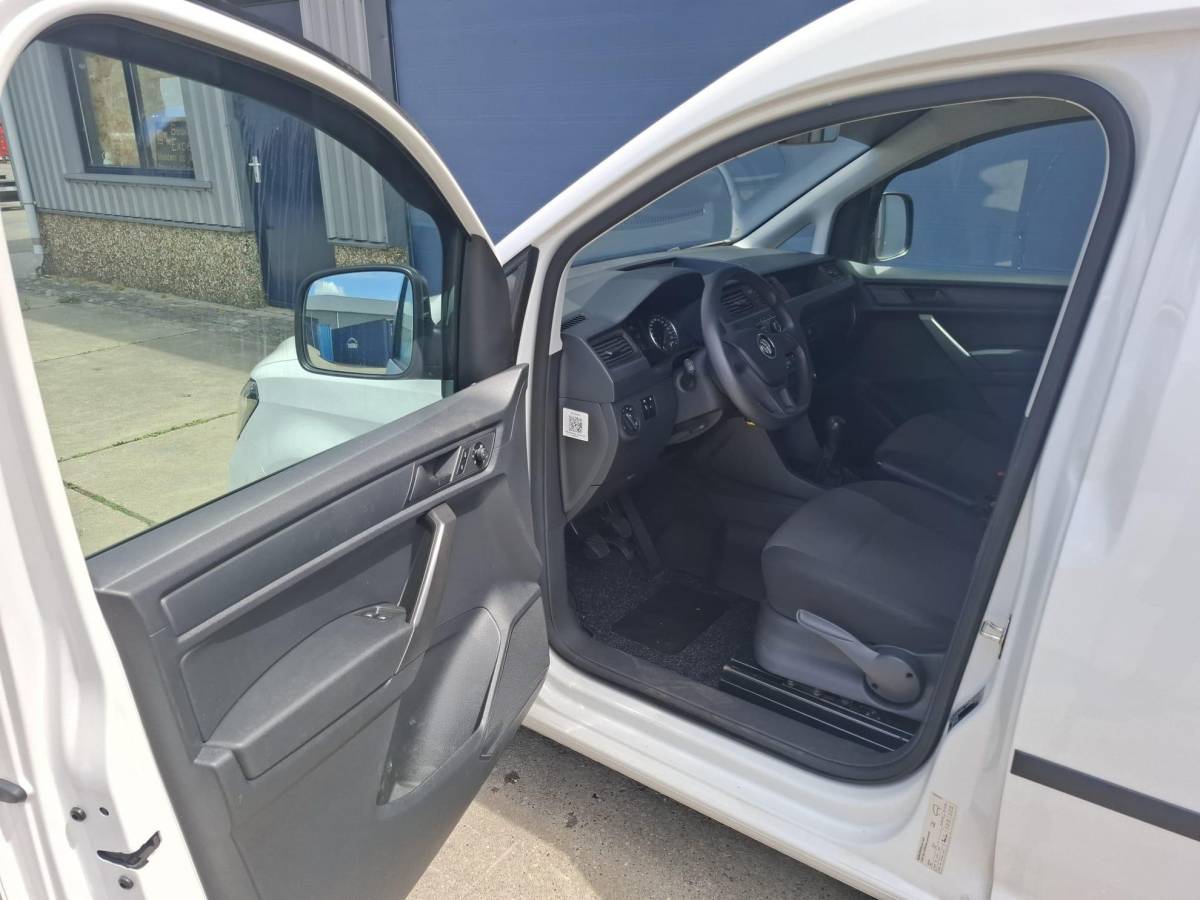 Volkswagen Caddy Volkswagen Caddy 2.0 TDI L1H1 BMT Trendline VERLAAGD / AIRCO / STOEL VERWARMING / EURO 6 / NAVI / MARGE AUTO !!