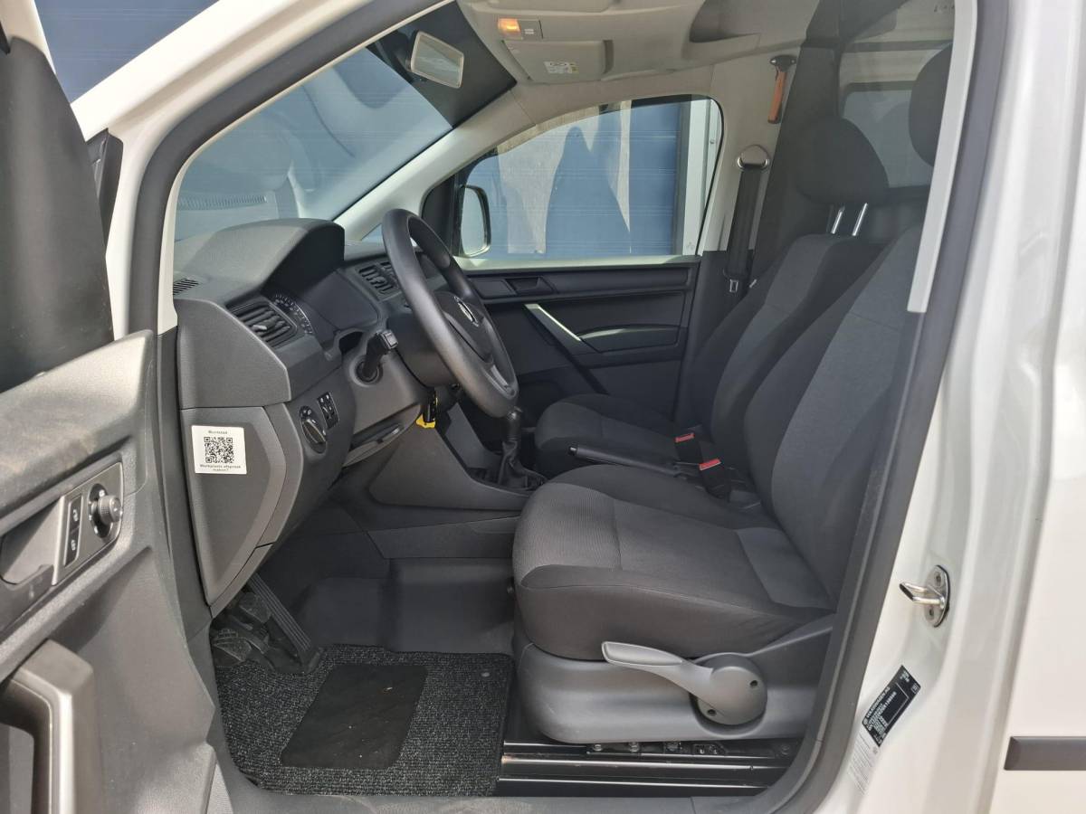 Volkswagen Caddy Volkswagen Caddy 2.0 TDI L1H1 BMT Trendline VERLAAGD / AIRCO / STOEL VERWARMING / EURO 6 / NAVI / MARGE AUTO !!