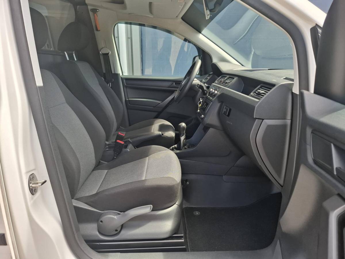 Volkswagen Caddy Volkswagen Caddy 2.0 TDI L1H1 BMT Trendline VERLAAGD / AIRCO / STOEL VERWARMING / EURO 6 / NAVI / MARGE AUTO !!