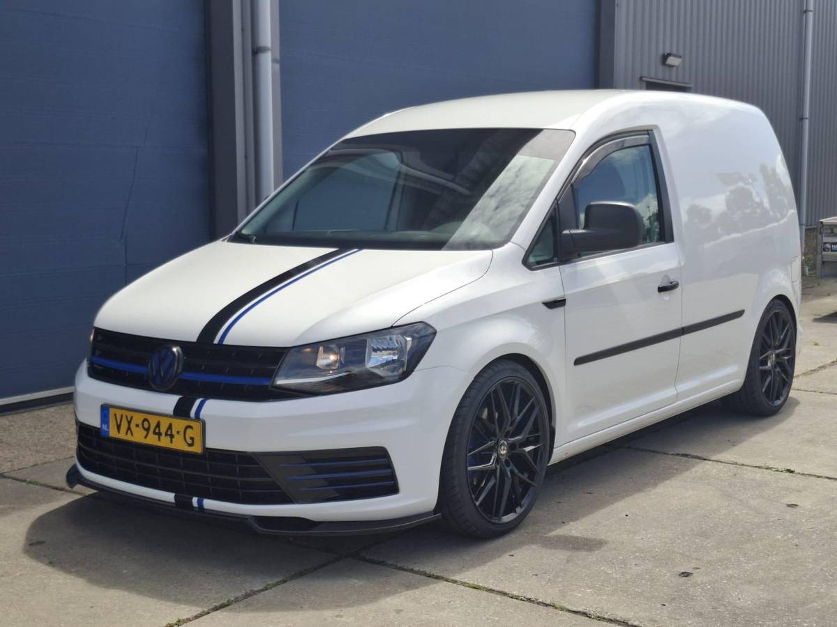 Volkswagen Caddy Volkswagen Caddy 2.0 TDI L1H1 BMT Trendline VERLAAGD / AIRCO / STOEL VERWARMING / EURO 6 / NAVI / MARGE AUTO !!