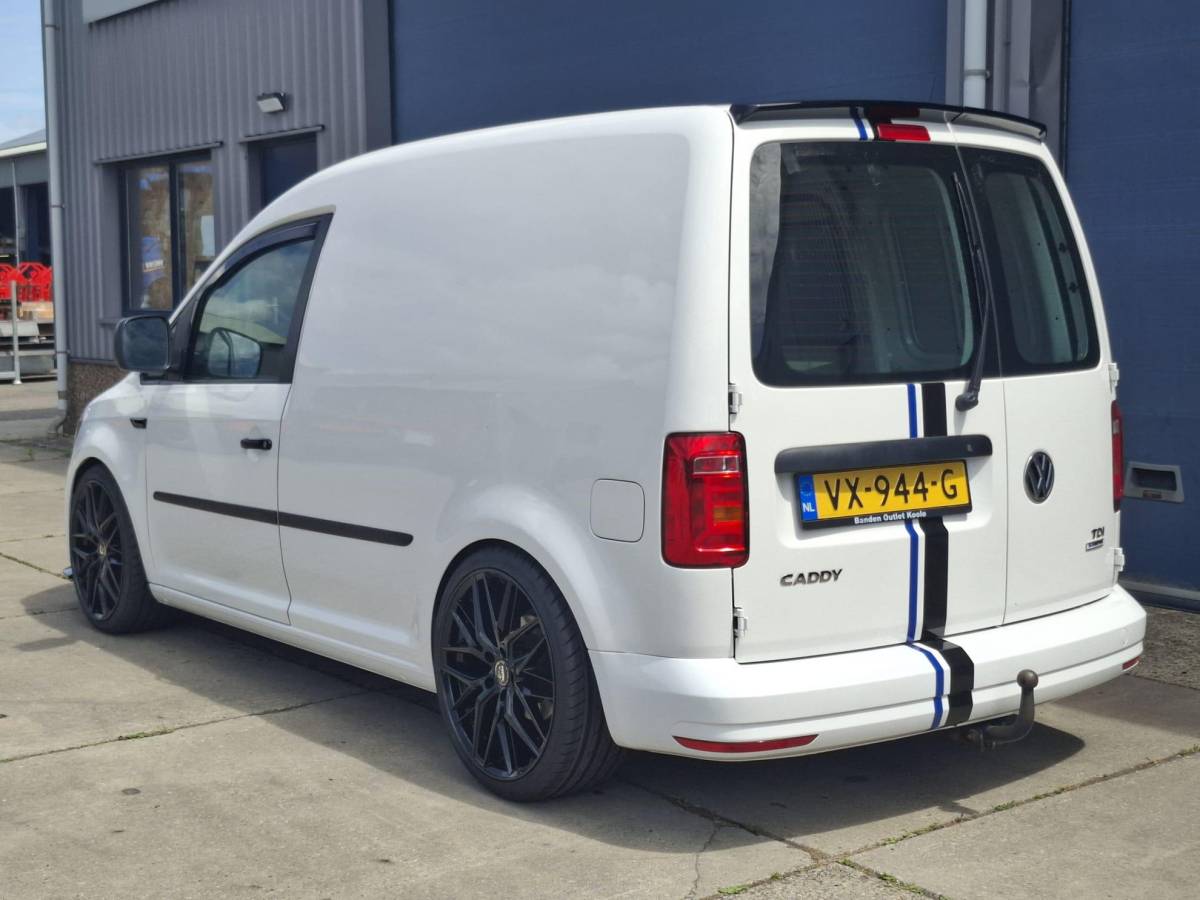 Volkswagen Caddy Volkswagen Caddy 2.0 TDI L1H1 BMT Trendline VERLAAGD / AIRCO / STOEL VERWARMING / EURO 6 / NAVI / MARGE AUTO !!