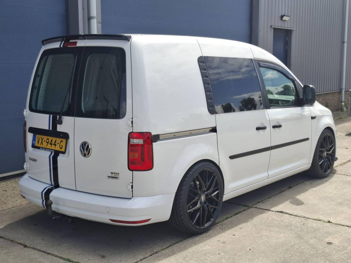 Volkswagen Caddy Volkswagen Caddy 2.0 TDI L1H1 BMT Trendline VERLAAGD / AIRCO / STOEL VERWARMING / EURO 6 / NAVI / MARGE AUTO !!