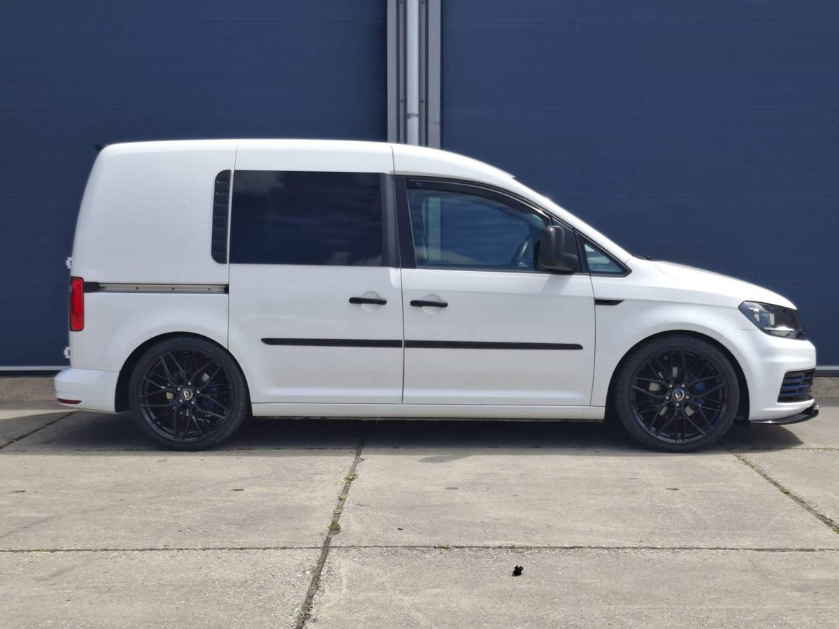 Volkswagen Caddy Volkswagen Caddy 2.0 TDI L1H1 BMT Trendline VERLAAGD / AIRCO / STOEL VERWARMING / EURO 6 / NAVI / MARGE AUTO !!
