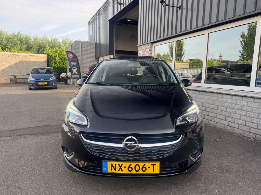 Opel Corsa Opel Corsa 1.0 TURBO OPC-line Panoramadak Trekhaak Stoelverwarming Carplay Stuurverw.